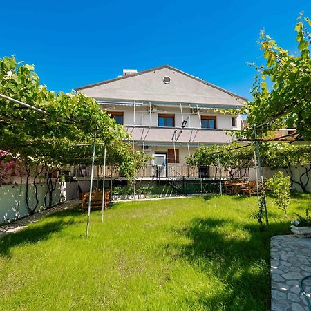 Kalpazo Kaja Vila Garden Golem  Bagian luar foto